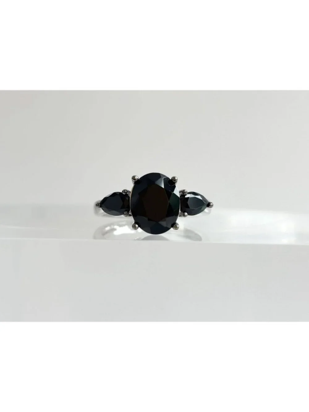 Triple  Black Onyx Gemstone Minimalist Sterling Silver 925 Vintage Ring - sz 8